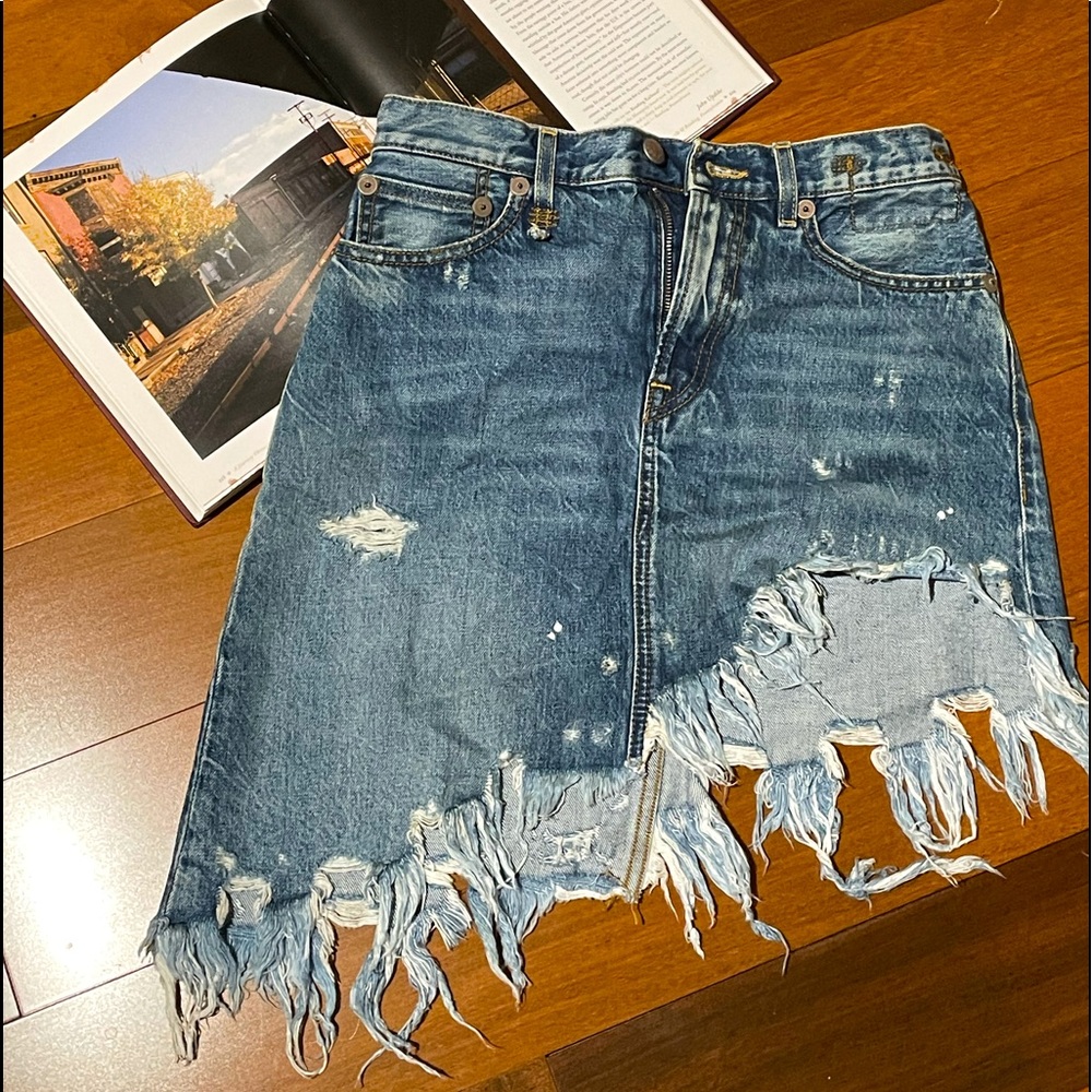 Barney’s New York jean skirt, size 25 blue.